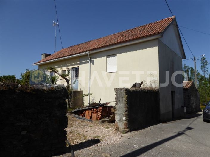 Image No.1-3 Bed Farmhouse for sale