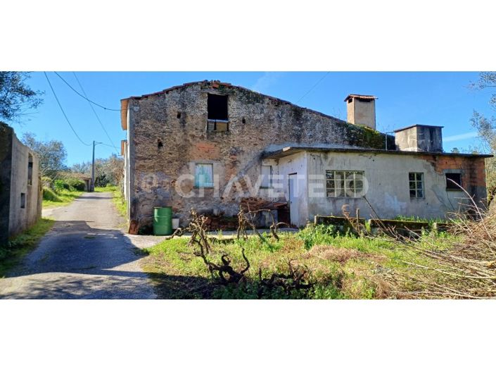 Ferreira do Z&#234;zere, Farmhouse