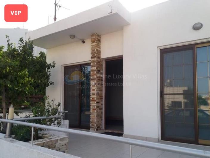 Image No.1-3 Bed Villa for sale