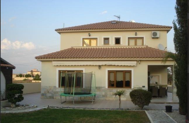 Image No.1-4 Bed Villa for sale