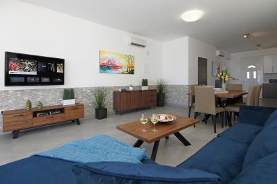 GL057-GORGONA-BEACHFRONT-V5-PHOTO--12-