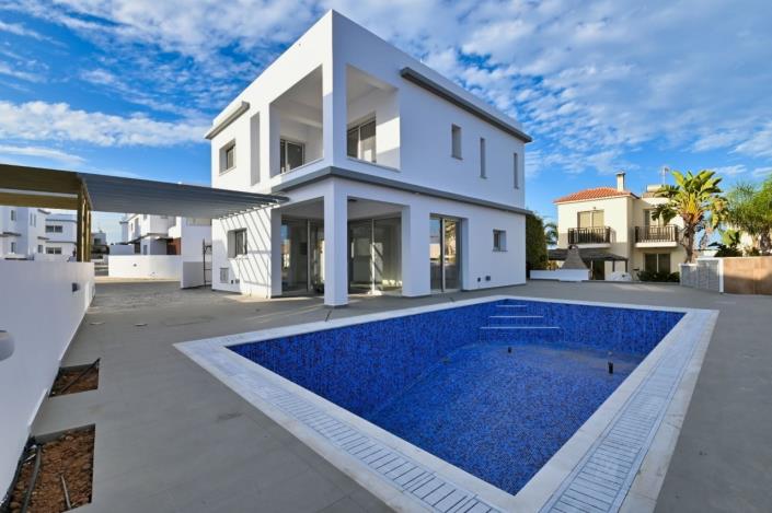 Image No.1-4 Bed House/Villa for sale