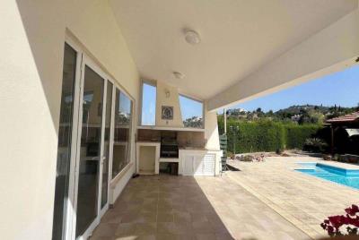 5-Bed-Villa-for-Sale-Located-in-Armou-Paphos-Cyprus-10-87405-23-1170x785