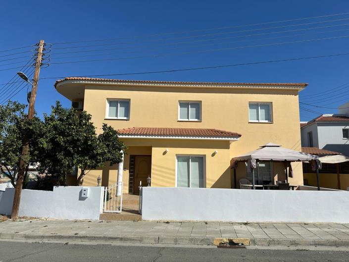 Image No.1-4 Bed House/Villa for sale