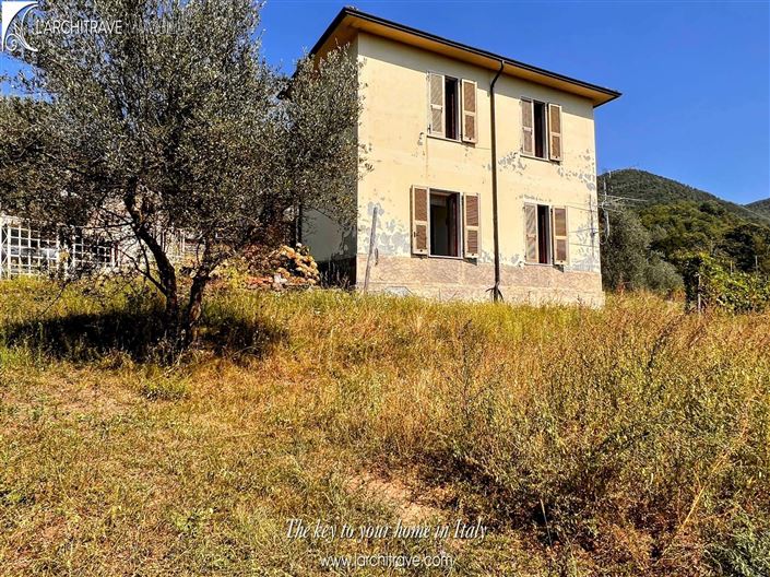 Image No.1-Villa de 5 chambres à vendre à Casola in Lunigiana