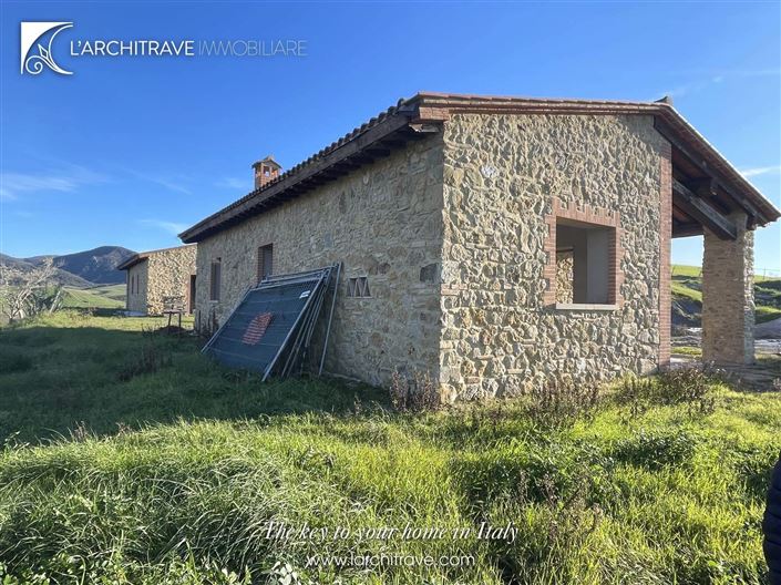 Image No.1-Villa de 3 chambres à vendre à Volterra