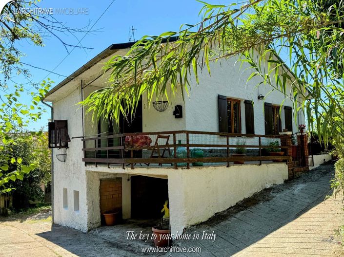 Image No.1-Villa de 1 chambre à vendre à Licciana Nardi