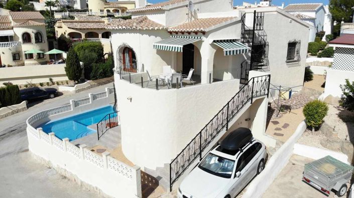 Image No.1-3 Bed Villa for sale