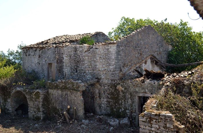 Image No.1-Propriété à vendre à Kassiopi