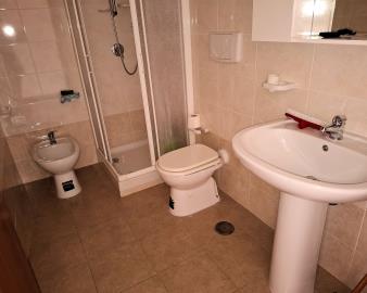 apt-San-Lucido-23FL-bath