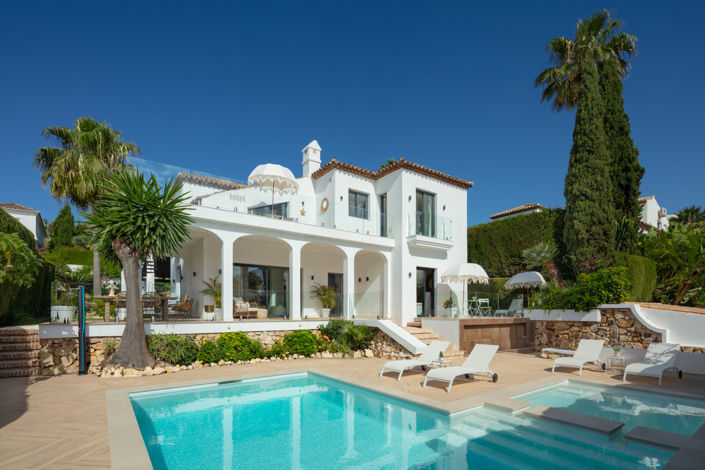 Image No.1-4 Bed Villa for sale