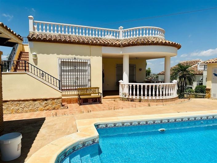 Image No.1-3 Bed Villa for sale