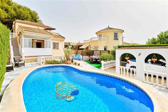 Image No.1-3 Bed Villa for sale