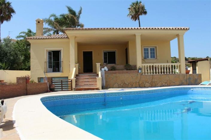 Image No.1-3 Bed Villa for sale