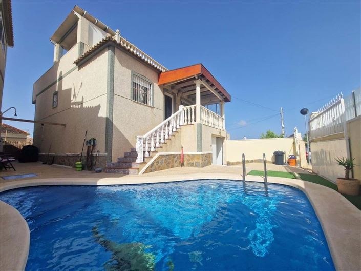 Image No.1-3 Bed Villa for sale