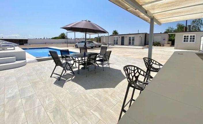 Image No.1-3 Bed Villa for sale