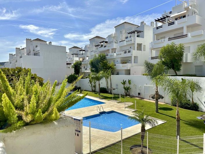 Image No.1-Appartement de 3 chambres à vendre à Estepona