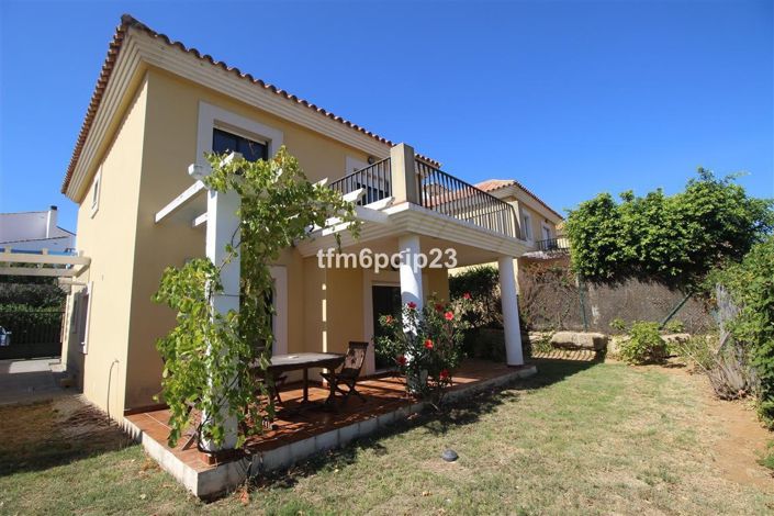 Image No.1-3 Bed Villa for sale