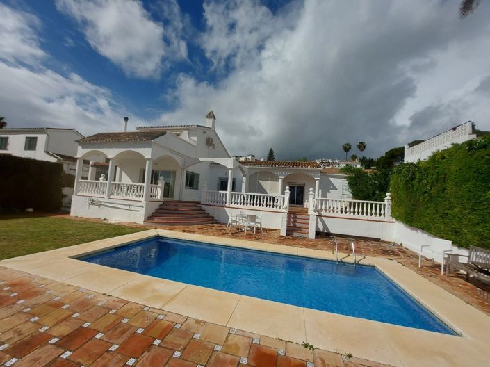 Image No.1-3 Bed Villa for sale