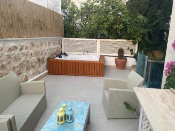 private-terrace