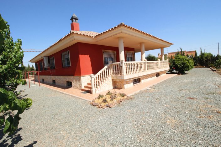 Image No.1-4 Bed Villa for sale