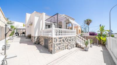 Detached-Villa-for-sale-in-La-Marina--2---Portals-