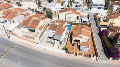 Detached-Villa-for-sale-in-La-Marina--1---Portals-