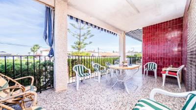 Detached-Villa-for-sale-in-La-Marina--6---Portals-