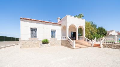 Detached-Villa-for-sale-in-Costa-Blanca--3---Portals-