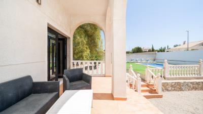 Detached-Villa-for-sale-in-Costa-Blanca--4---Portals-