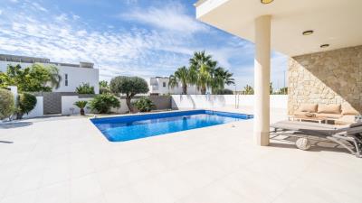 Detached-Property-for-sale-in-La-Marina--4---Canva-