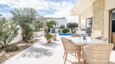 Detached-Property-for-sale-in-La-Marina--5---Canva-