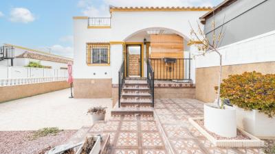 House-for-sale-in-La-Marina--3---Portals-