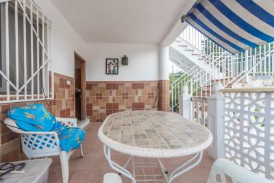 Villa-for-sale-in-Alicante--5---Portals-