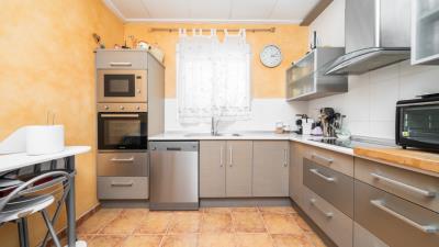 Detached-villa-for-sale-in-La-Marina--8---Canva-