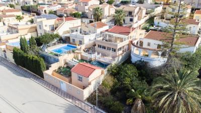 Detached-Villa-for-sale-in-La-Marina--1---Portals-