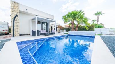 Modern-Villa-for-sale-in-Costa-Blanca--1---Canva-