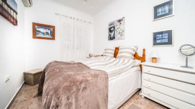 Detached-Property-for-sale-in-La-Marina--16---Canva-