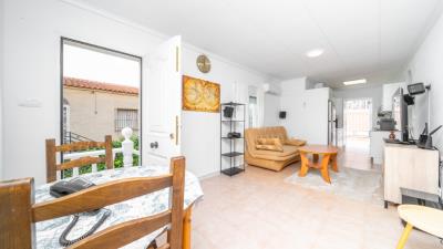 Detached-Property-for-sale-in-La-Marina--3---Canva-