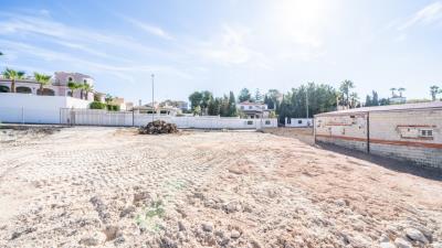 Plot-for-sale-in-La-Marina--23---Canva-