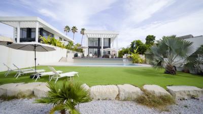 Modern-Villa-for-Sale-in-La-Marina--2---Canva-