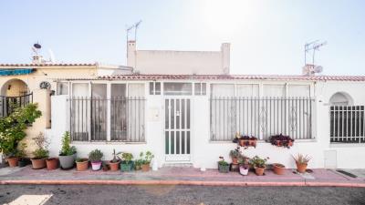 Terraced-Property-For-Sale-In-Costa-Blanca--1---Portals-