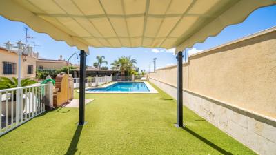 Detached-villa-for-sale-in-La-Marina--Costa-Blanca--3---Canva-