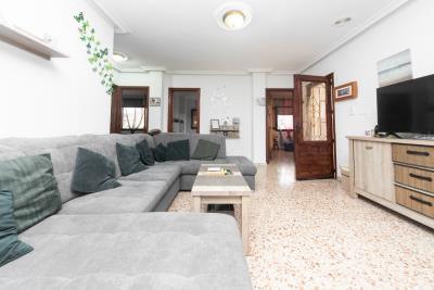 Villa-for-sale-in-Alicante--6---Portals-