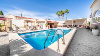 Detached-Villa-for-sale-in-Costa-Blanca--2---Canva-