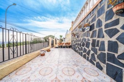 Detached-Villa-for-sale-in-Costa-Blanca--7---Canva-