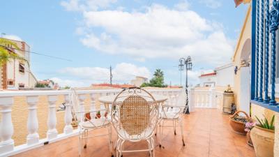 Villa-for-sale-in-La-Marina--5---Canva-