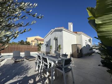 Villa-for-sale-in-La-Marina--5---Portals-