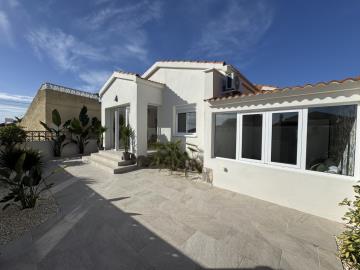 Villa-for-sale-in-La-Marina--8---Portals-