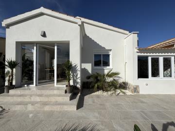 Villa-for-sale-in-La-Marina--10---Portals-